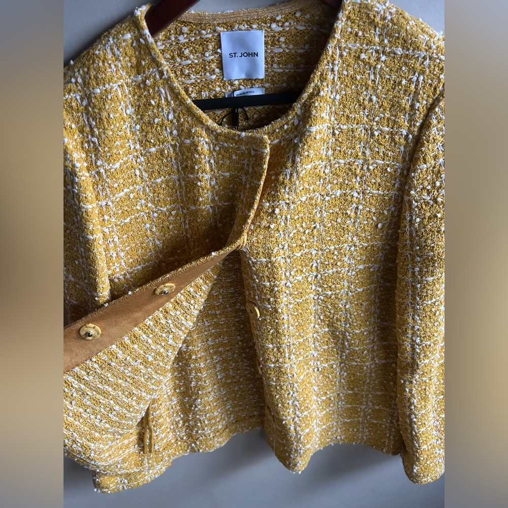 St. John’s Yellow Tweed Jacket - Picture 2 of 12